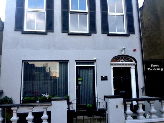 Princes House In The Walled City Londonderry Exterior photo